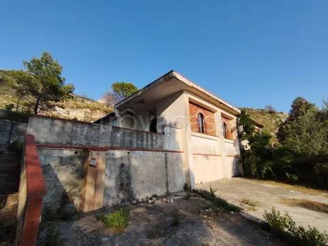 casa indipendente in vendita a Montelepre