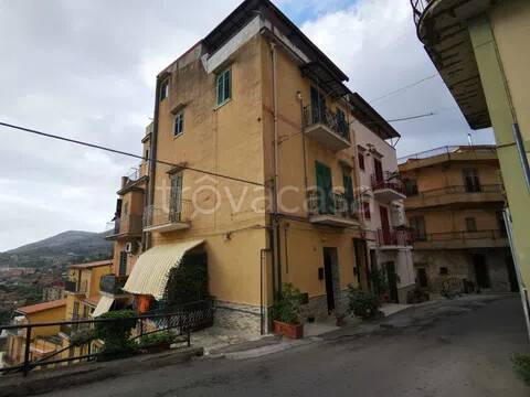 casa indipendente in vendita a Montelepre