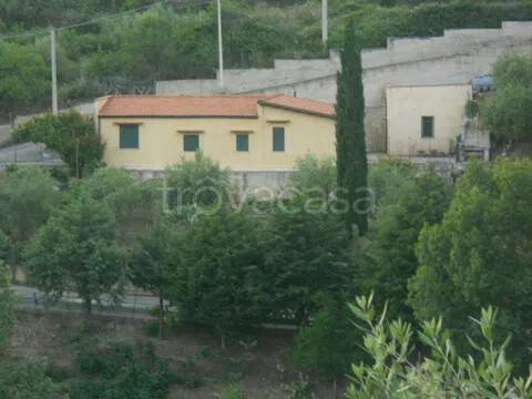 casa indipendente in vendita a Montelepre