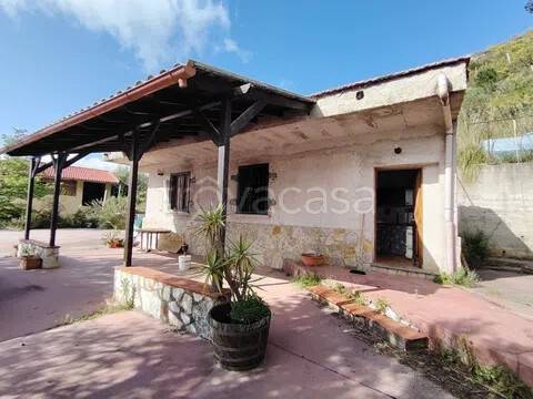 casa indipendente in vendita a Montelepre