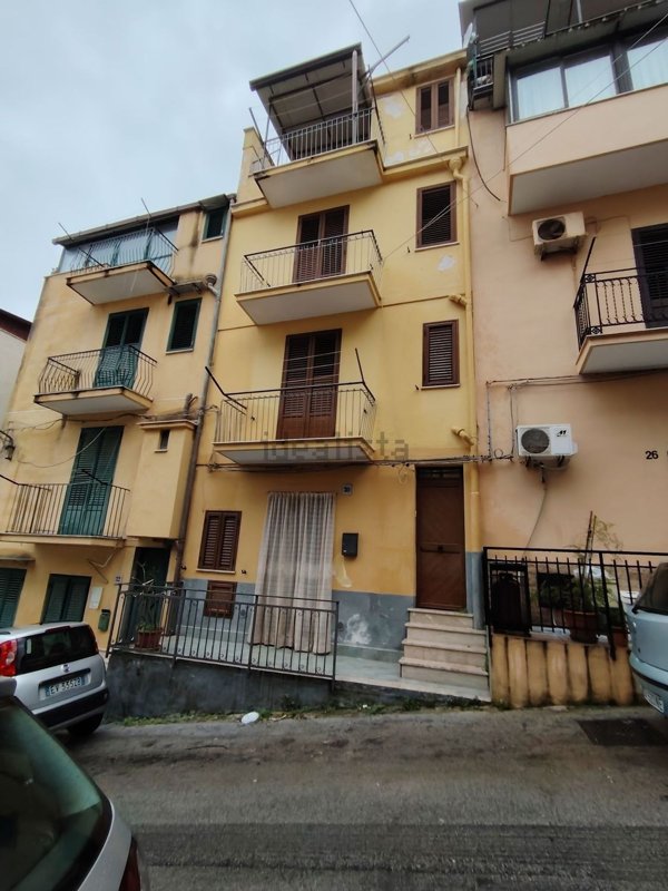 attico in vendita a Montelepre
