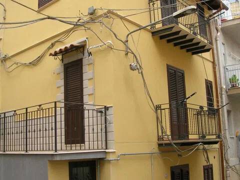 casa indipendente in vendita a Montelepre
