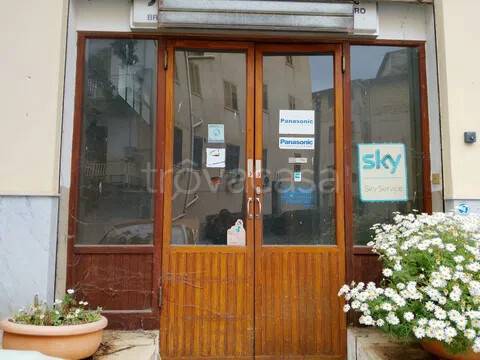 locale commerciale in vendita a Montelepre