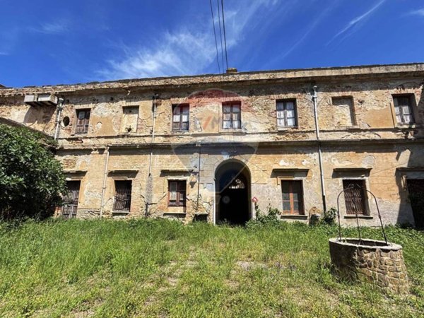 intera palazzina in vendita a Montemaggiore Belsito