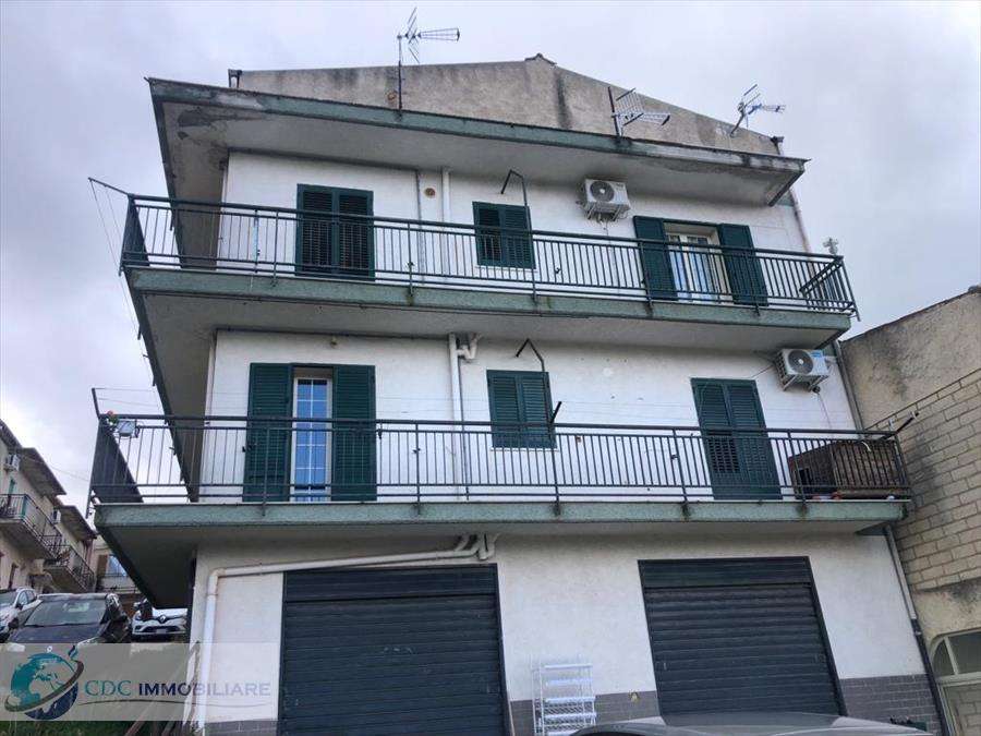 appartamento in vendita a Palazzo Adriano