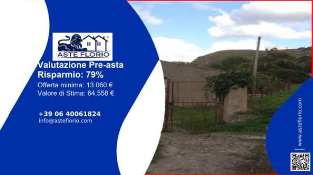 casale in vendita a Palazzo Adriano