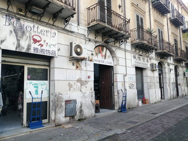 negozio in vendita a Palermo