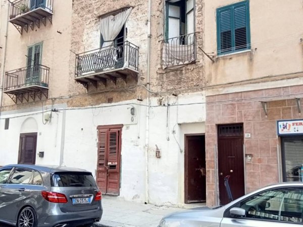 intera palazzina in vendita a Palermo in zona Montepellegrino