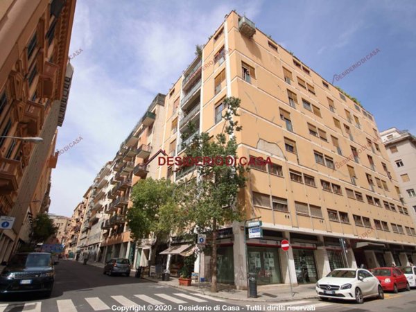 locale commerciale in vendita a Palermo in zona Libertà