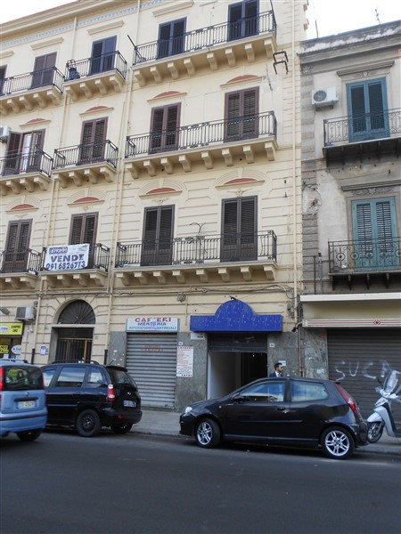 locale commerciale in vendita a Palermo in zona Noce