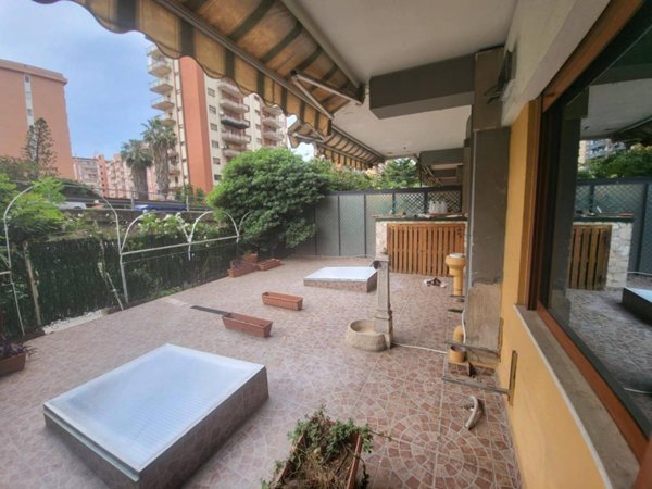 appartamento in vendita a Palermo in zona San Lorenzo