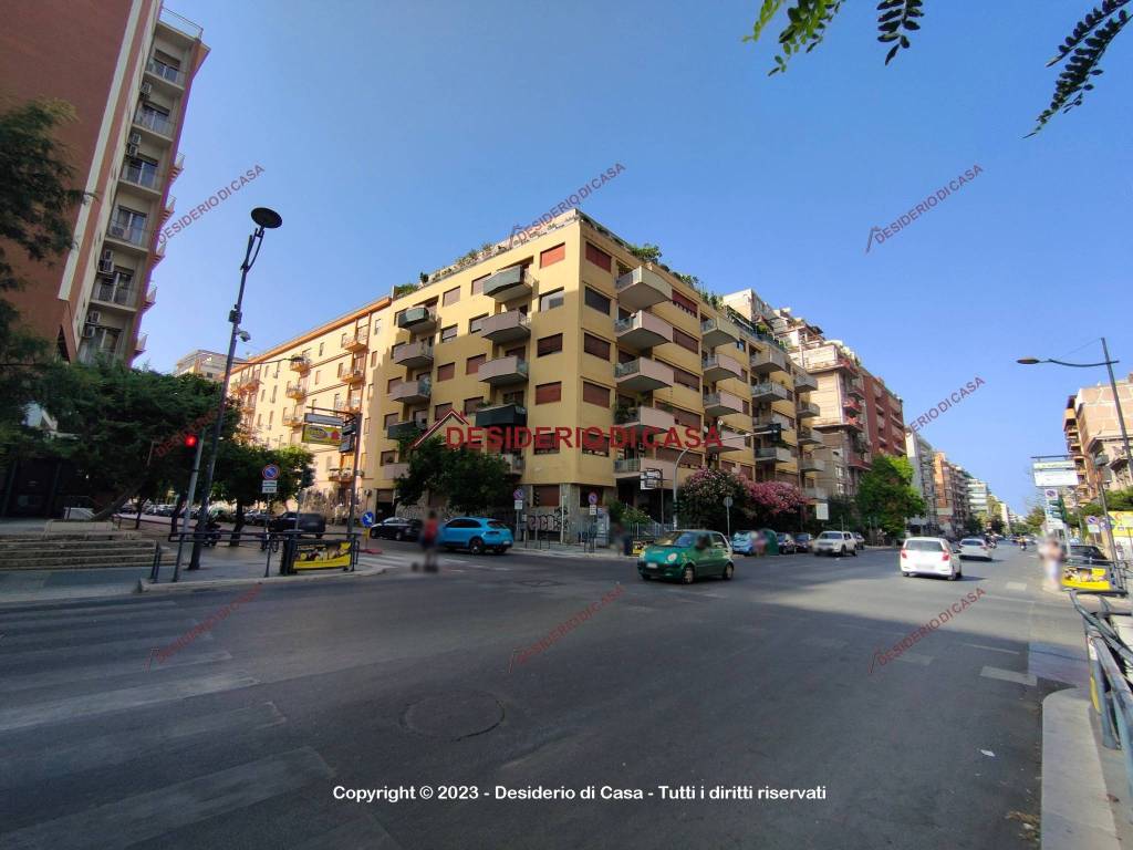 negozio in affitto a Palermo in zona Libertà