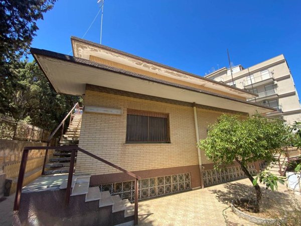 casa indipendente in vendita a Palermo in zona Sferracavallo