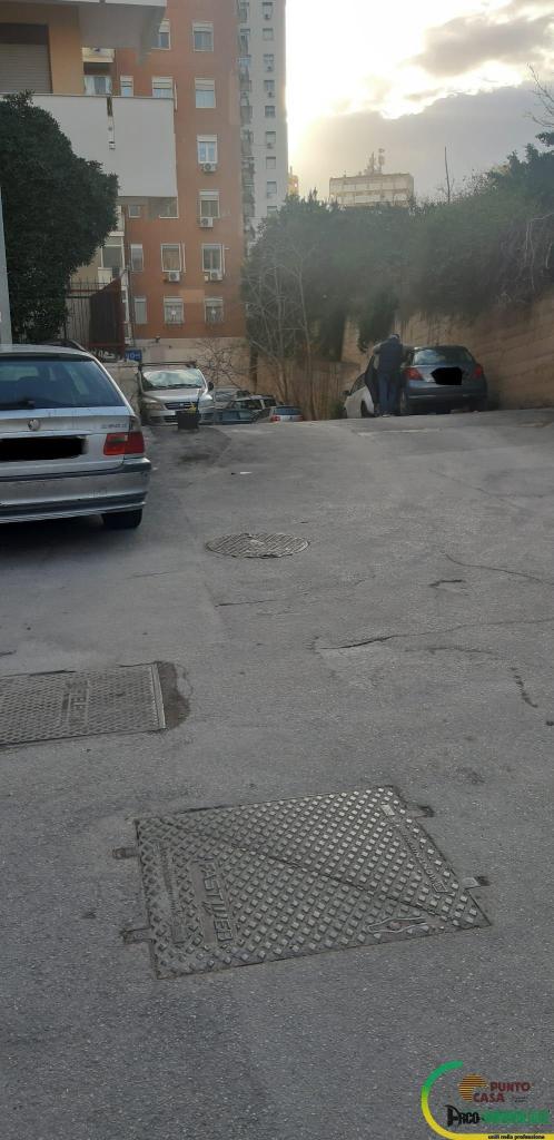 negozio in vendita a Palermo