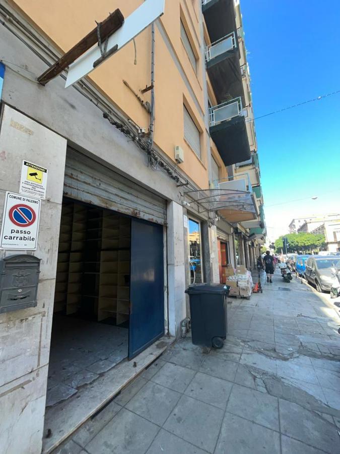 locale commerciale in vendita a Palermo