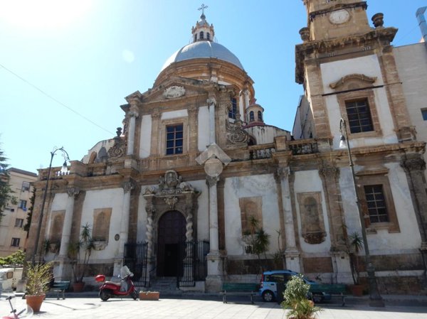 appartamento in vendita a Palermo in zona Centro storico