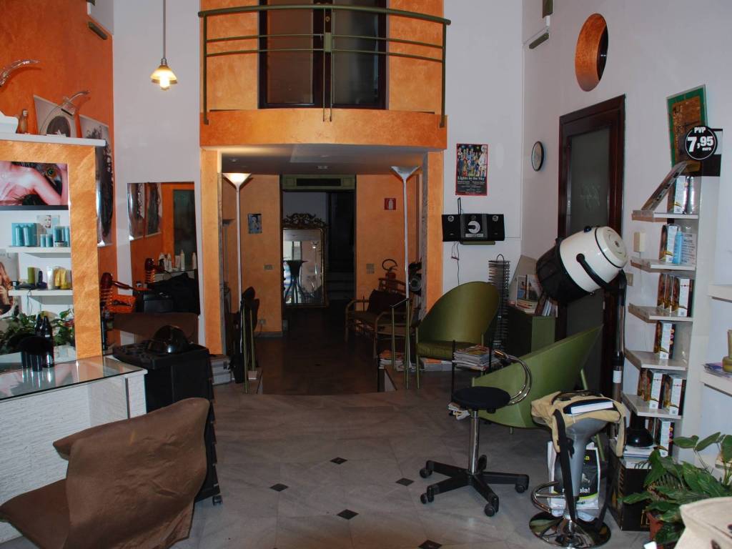 negozio in vendita a Palermo