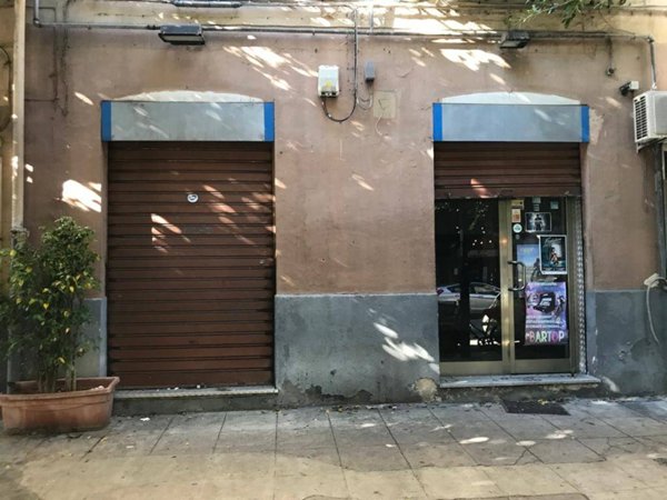 locale commerciale in vendita a Palermo in zona Libertà