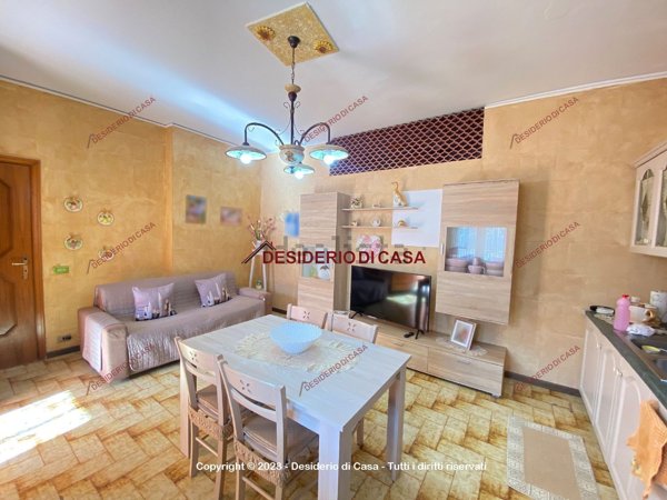 casa indipendente in vendita a Palermo in zona Chiavelli