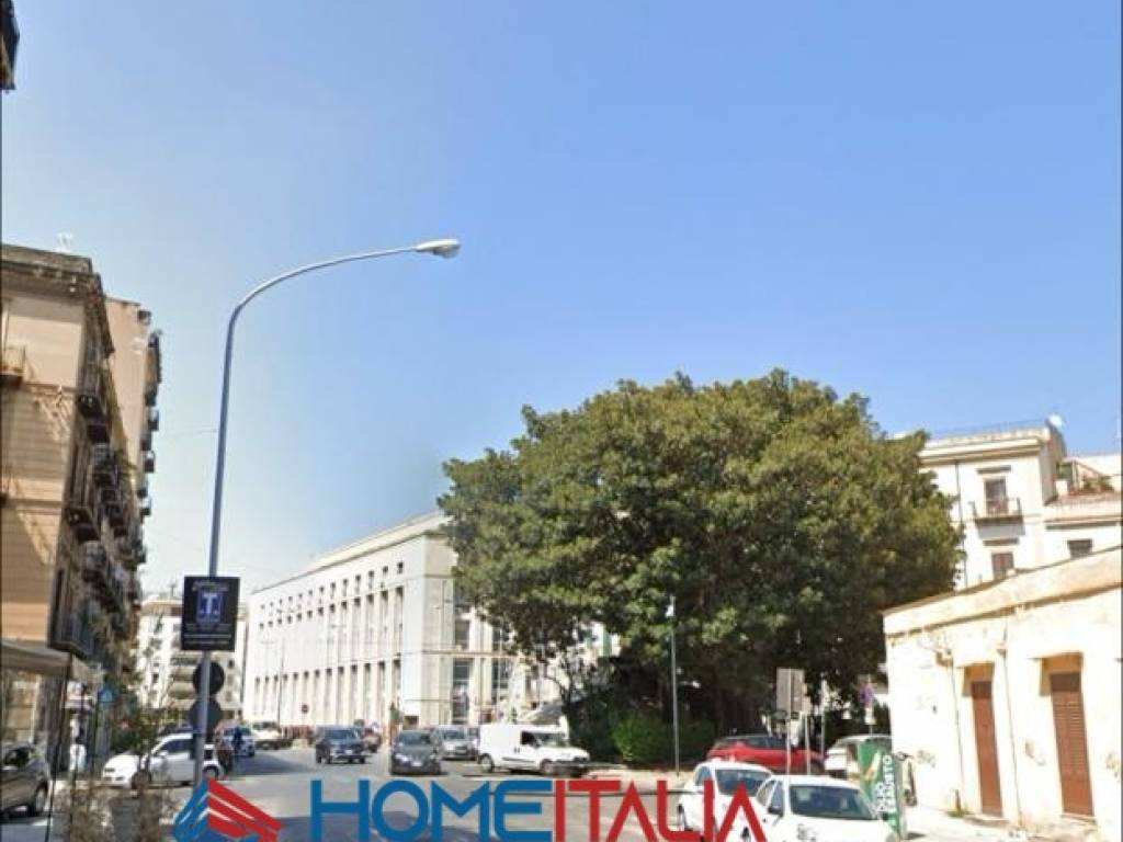 negozio in vendita a Palermo in zona Centro storico