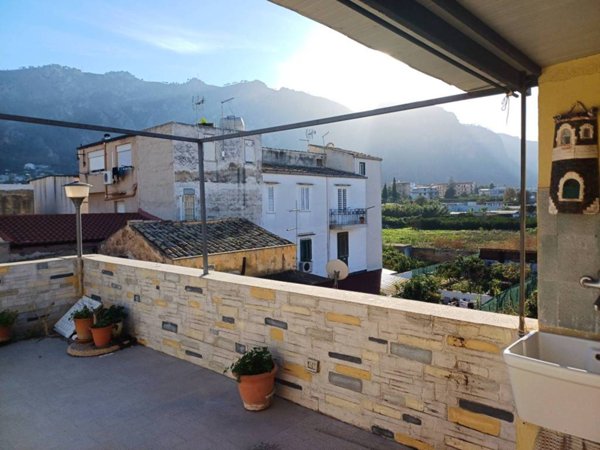 appartamento in vendita a Palermo in zona Chiavelli