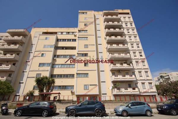 appartamento in vendita a Palermo in zona Roccella