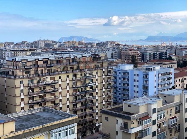 appartamento in vendita a Palermo in zona Libertà