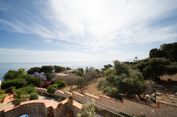 casa indipendente in vendita a Palermo in zona Addaura