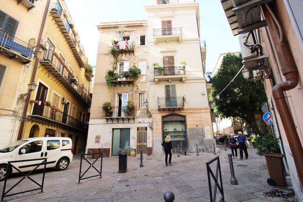 locale di sgombero in vendita a Palermo in zona Centro storico