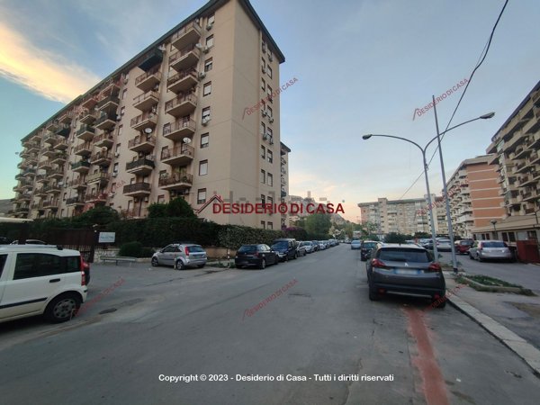 appartamento in vendita a Palermo in zona Tommaso Natale