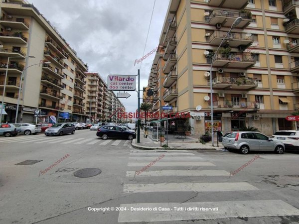 appartamento in vendita a Palermo in zona Politeama