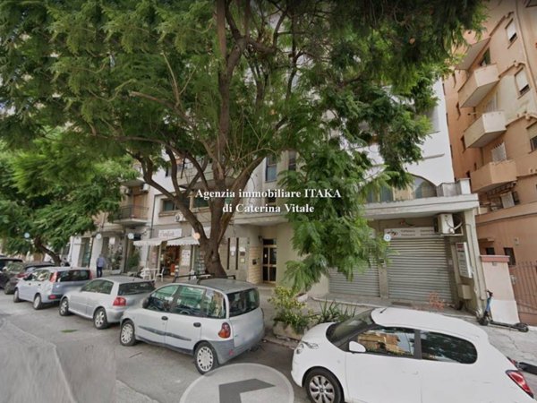 ufficio in vendita a Palermo in zona Montepellegrino