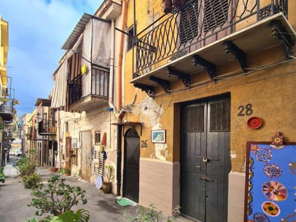 appartamento in vendita a Palermo in zona Centro storico