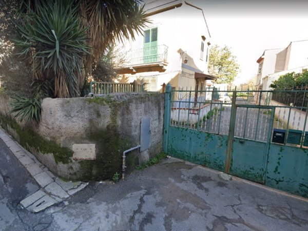 casa indipendente in vendita a Palermo in zona Uditore