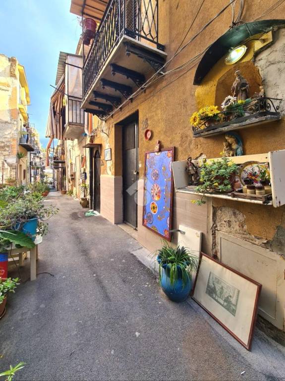 monolocale in vendita a Palermo in zona Centro storico