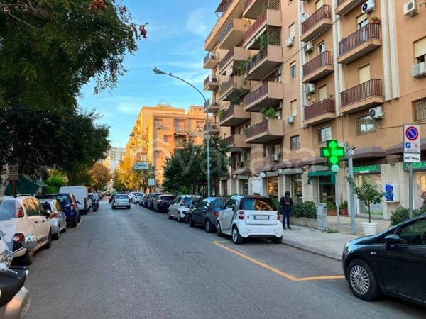 appartamento in vendita a Palermo in zona Malaspina/Palagonia