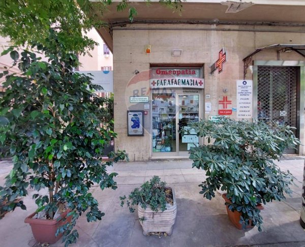 ufficio in vendita a Palermo in zona Libertà
