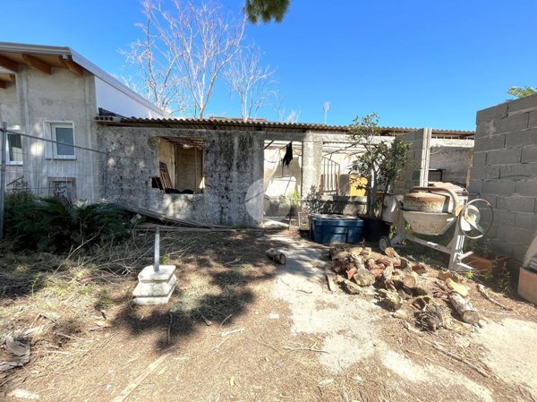 casa indipendente in vendita a Palermo in zona Mezzomonreale