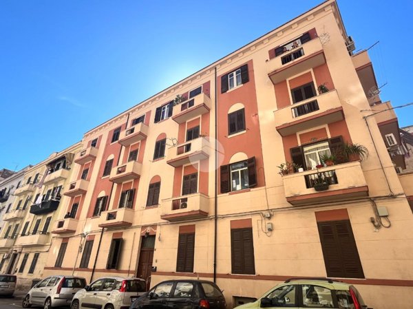 appartamento in vendita a Palermo in zona Zisa