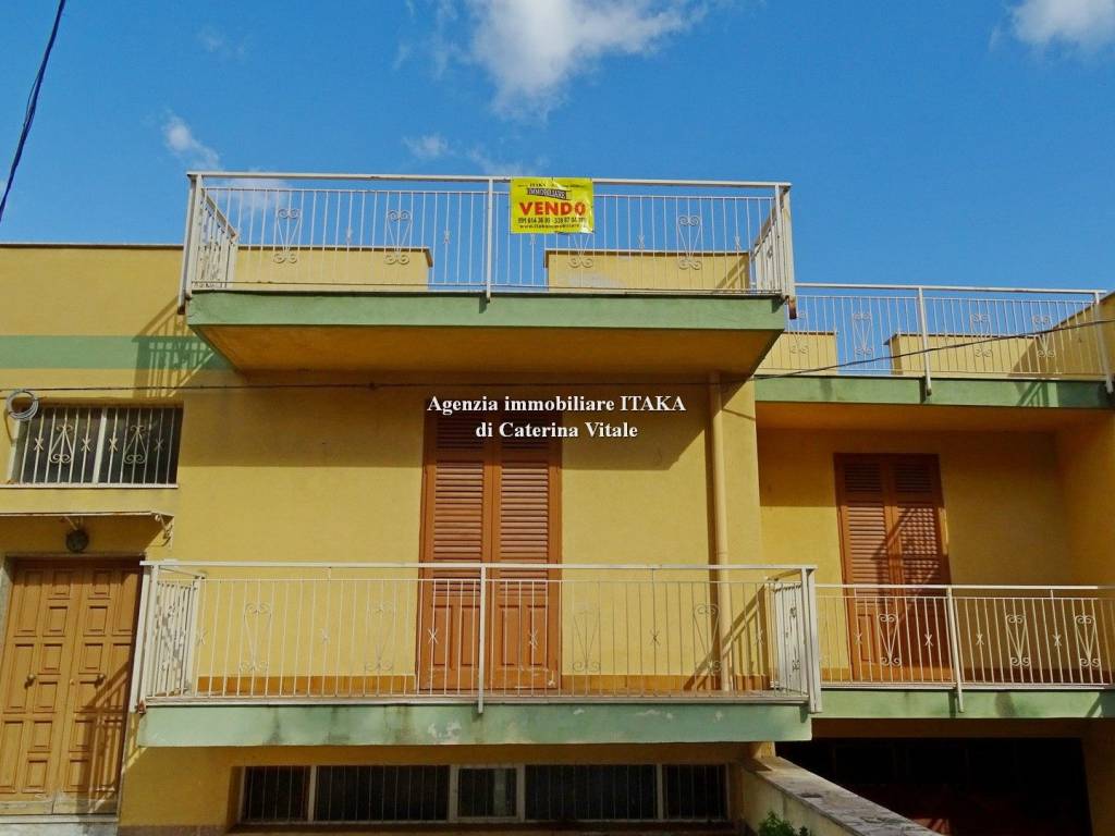 appartamento in vendita a Palermo in zona Acqua dei Corsari