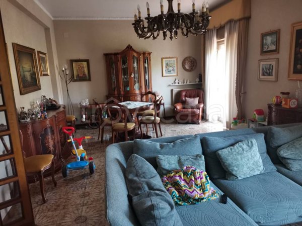appartamento in vendita a Palermo in zona Malaspina/Palagonia