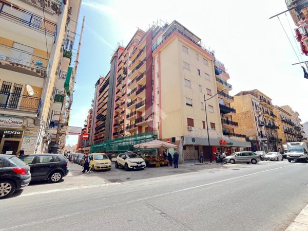 appartamento in vendita a Palermo in zona Oreto