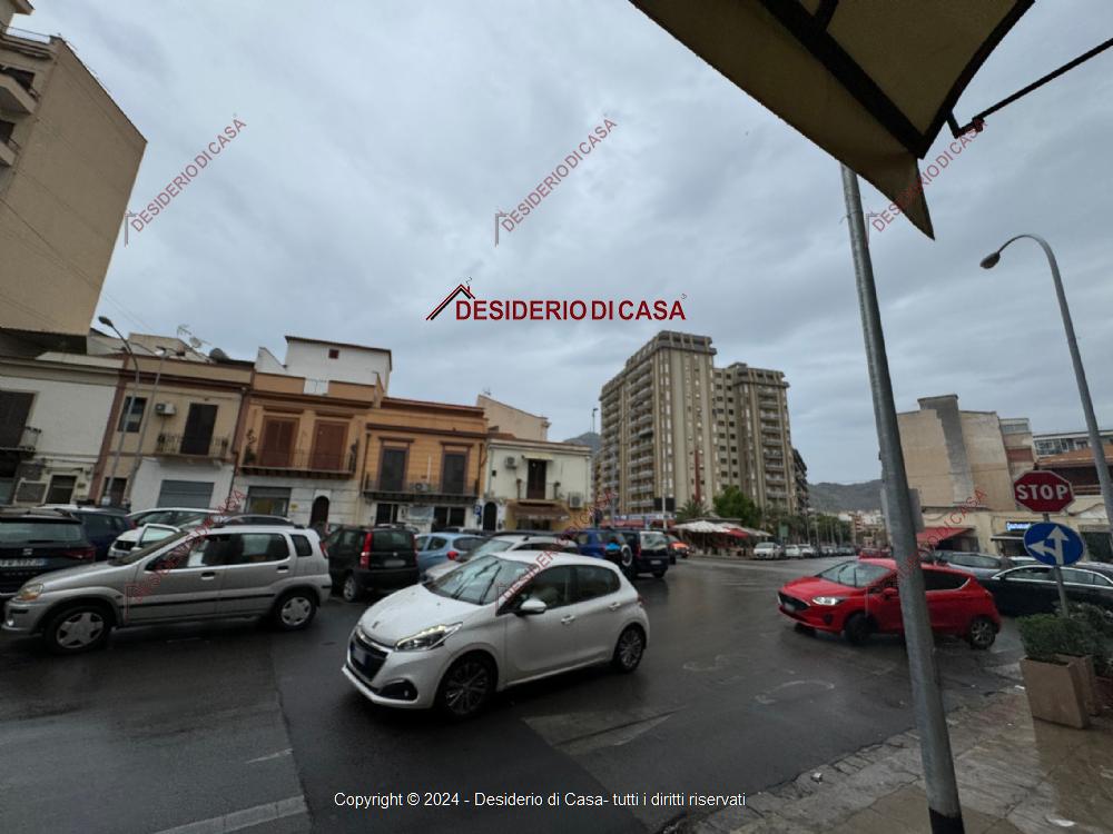 appartamento in vendita a Palermo in zona Libertà