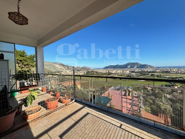 appartamento in vendita a Palermo in zona Baida