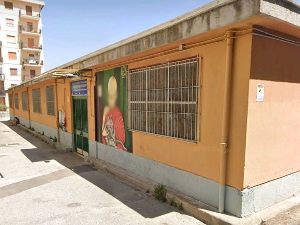 intera palazzina in vendita a Palermo in zona Settecannoli