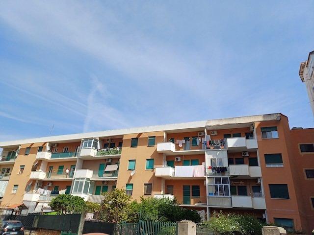 appartamento in vendita a Palermo in zona Zisa