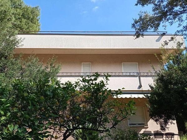 casa indipendente in vendita a Palermo in zona San Lorenzo