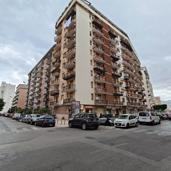 appartamento in vendita a Palermo in zona Montepellegrino