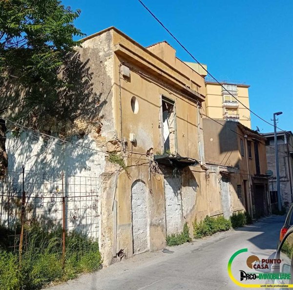 casa indipendente in vendita a Palermo in zona Calatafimi / Cuba