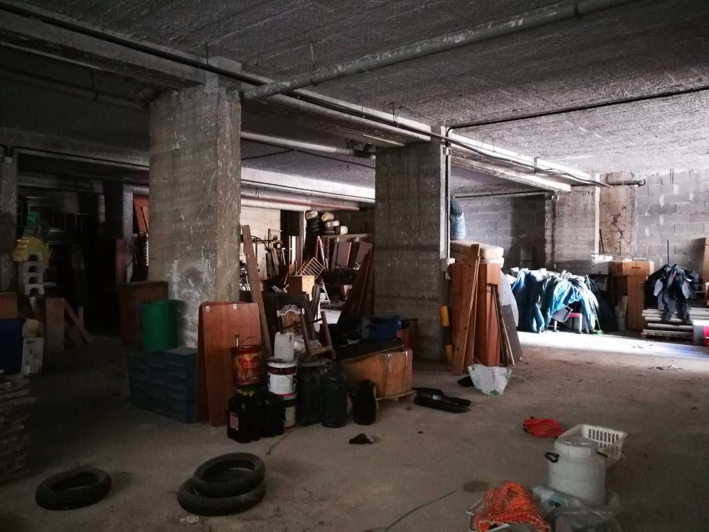 locale commerciale in vendita a Palermo in zona Cruillas